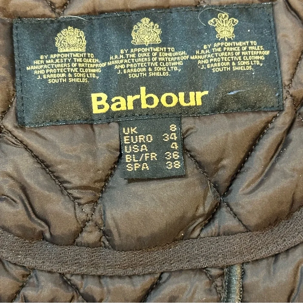 Barbour Quilted Vest — Brown Diamond Stitch Outdoor Layer (Size 4 / UK 8) - Picture 5 of 12